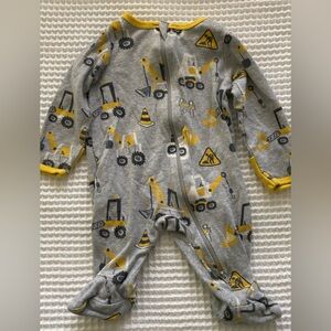 Wonder Nation Gray and Yellow Construction Print Footie